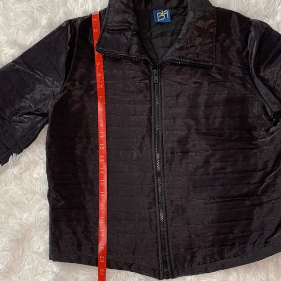 Vintage Lightweight Jacket - Picture 5 of 5